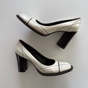 PRADA |